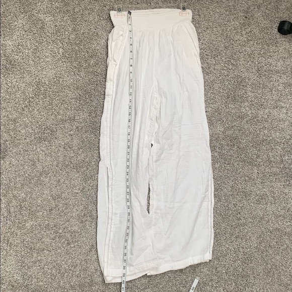 Aerie White Wide Leg Split Sides Pants Size Small - Picture 6 of 10